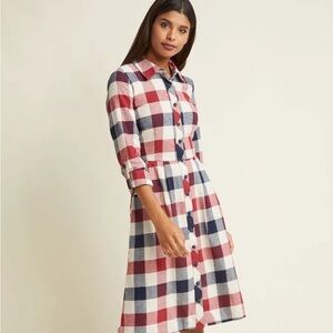 MODCLOTH PLAID FLANNEL DRESS SIZE M